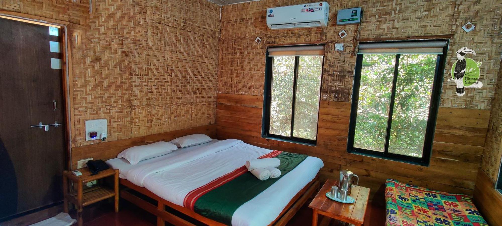 Amrutes' Nisarga Sahavas Villa Dapoli Room photo